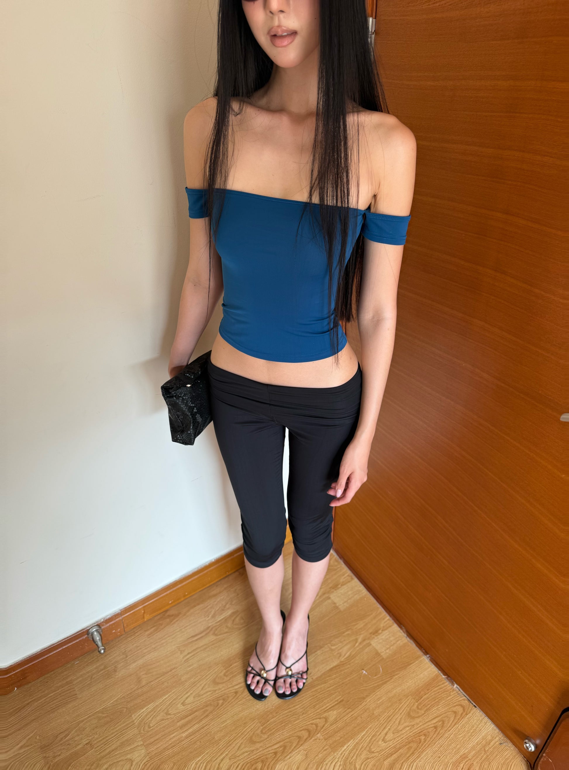 Folded Capri Pants - Black