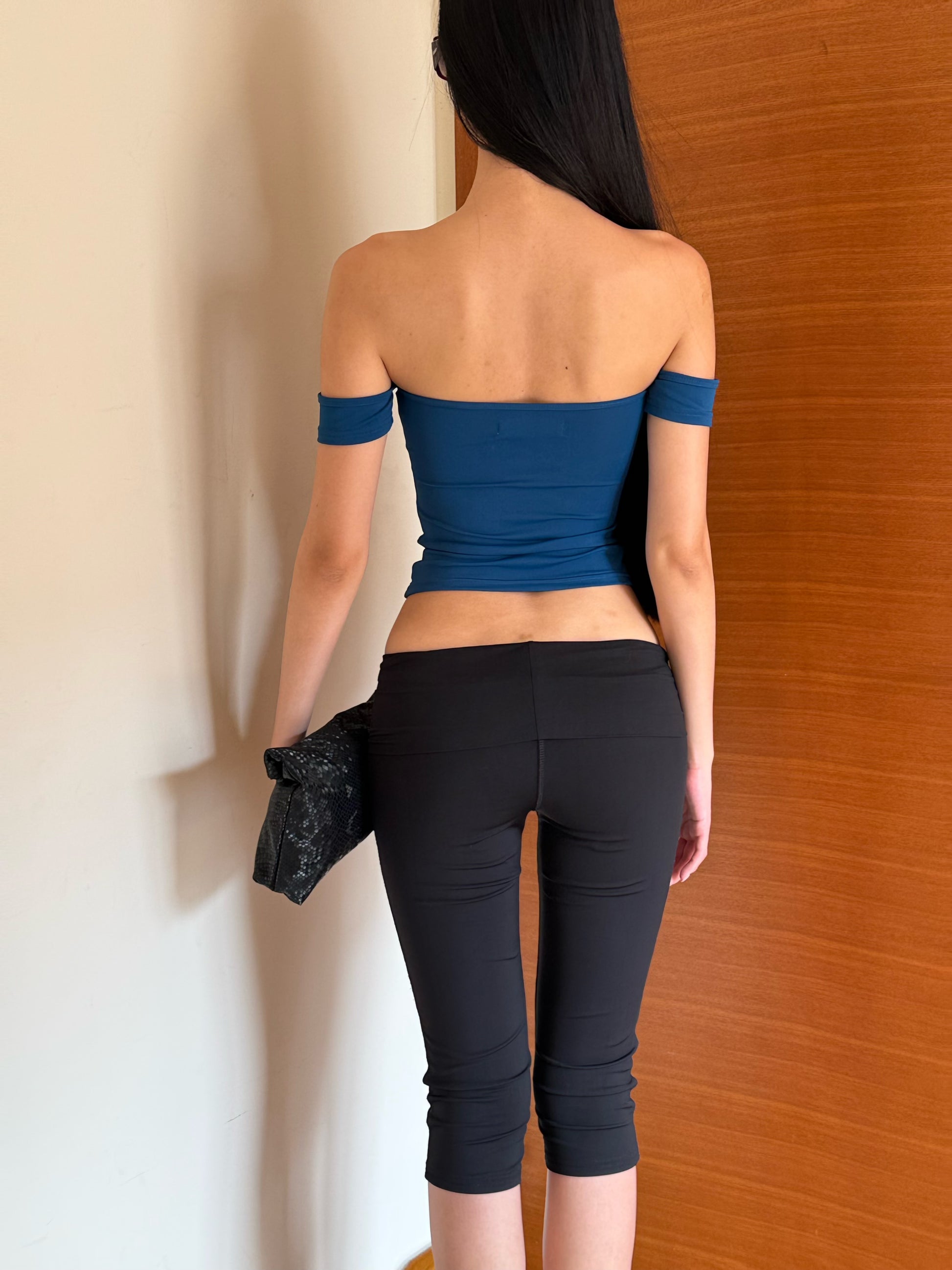 Folded Capri Pants - Black