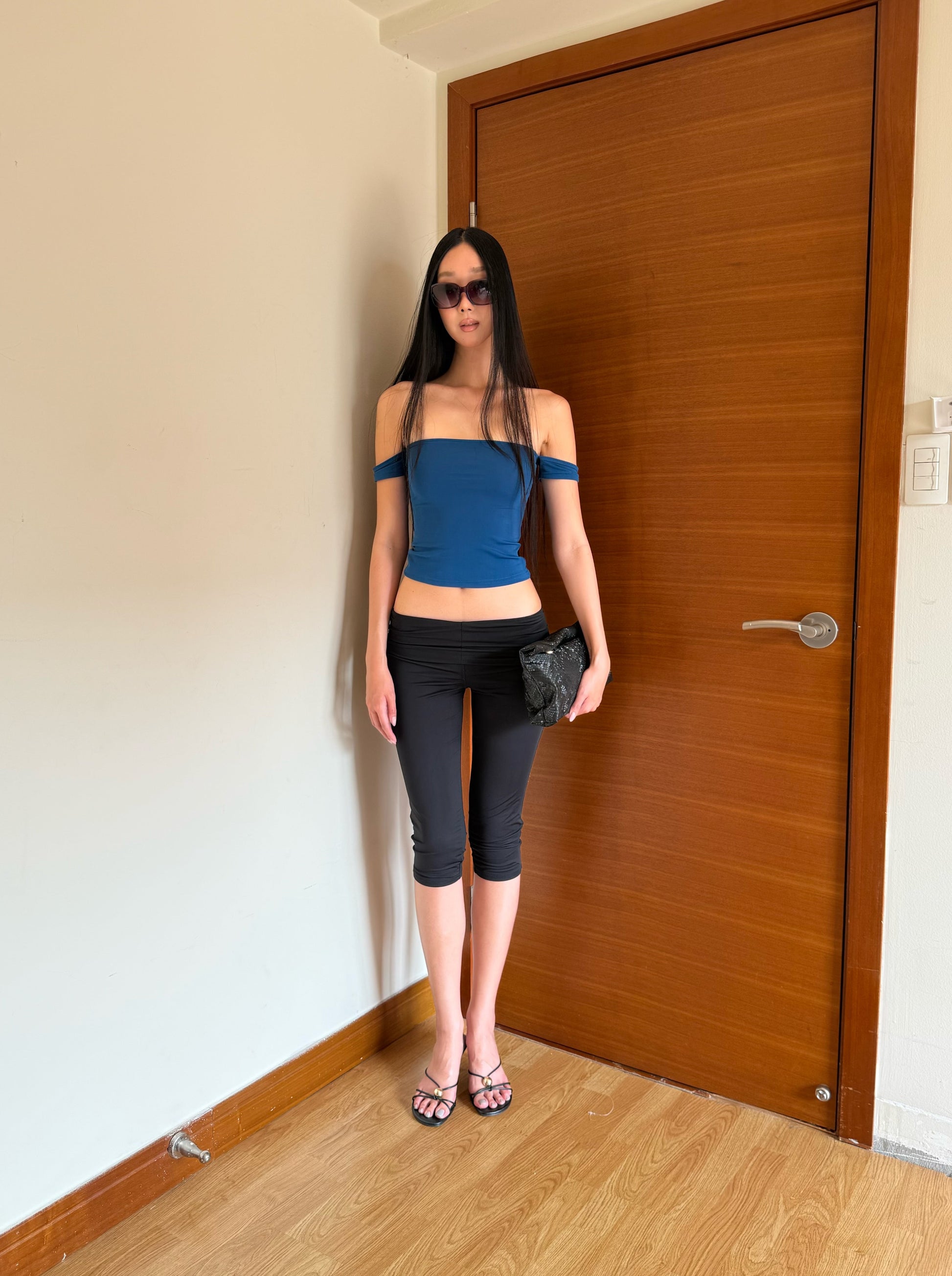 Folded Capri Pants - Black